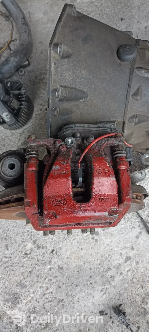 Etrier dreapta spate Land Rover Range Rover Sport, 2013-2019, 32350734