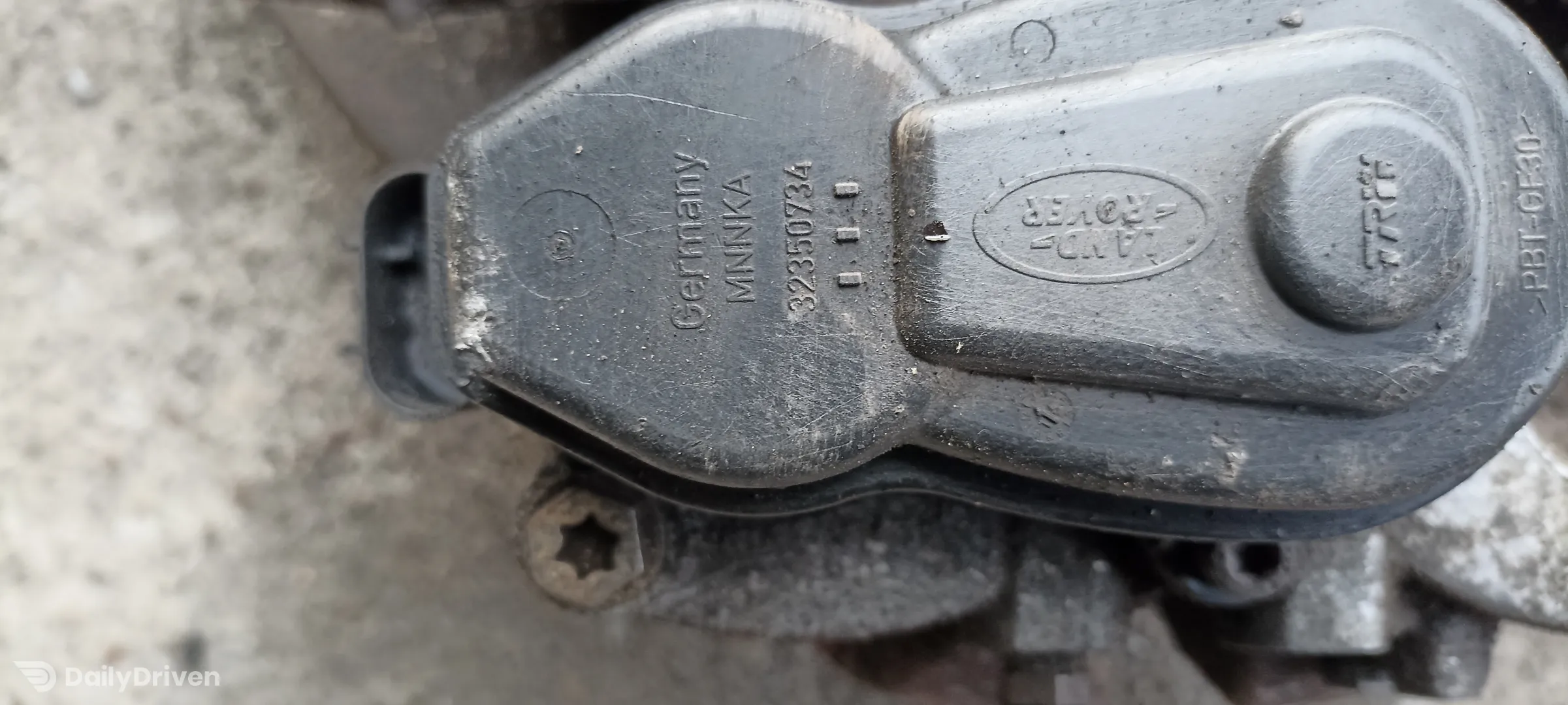 Etrier stanga spate Land Rover Range Rover Sport, 2013-2019, 32350734