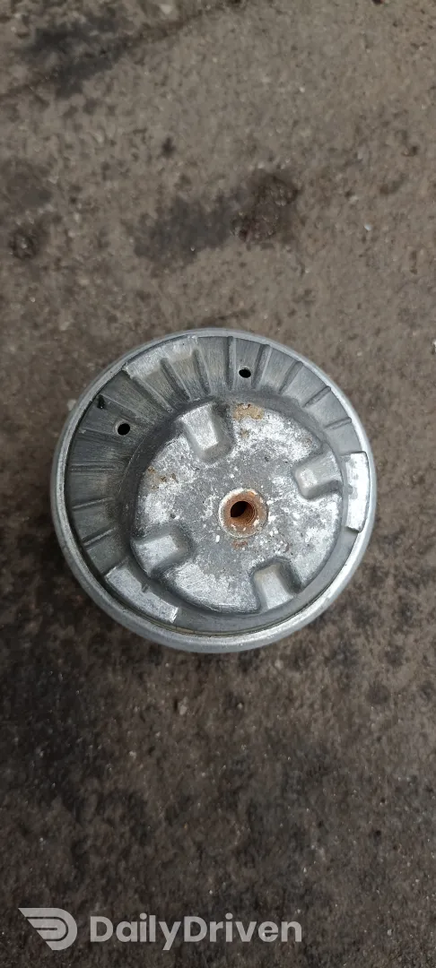 Tampon motor Mercedes CLK, 2112401517