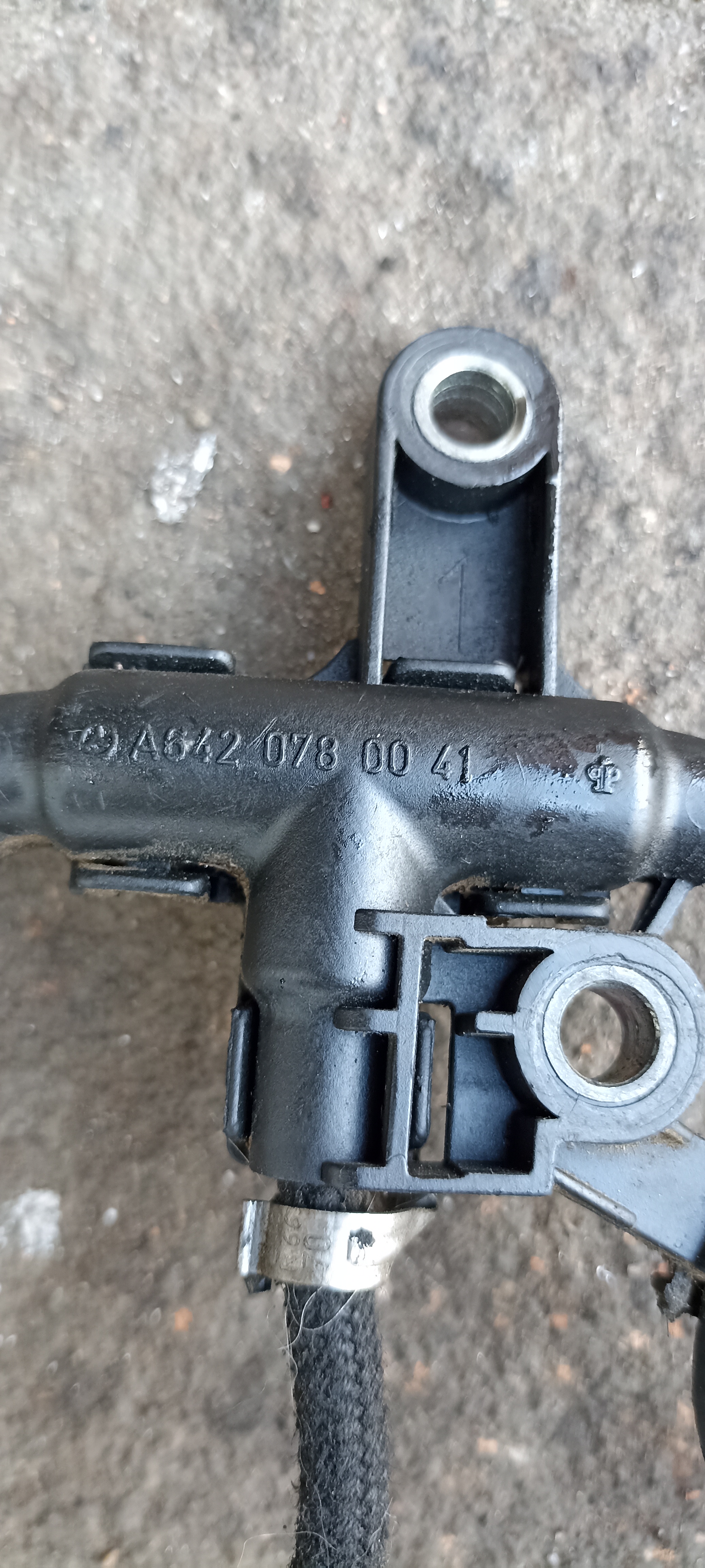 Rampa retur injectoare Mercedes E-Class W211, 3.0cdi, A6420780041