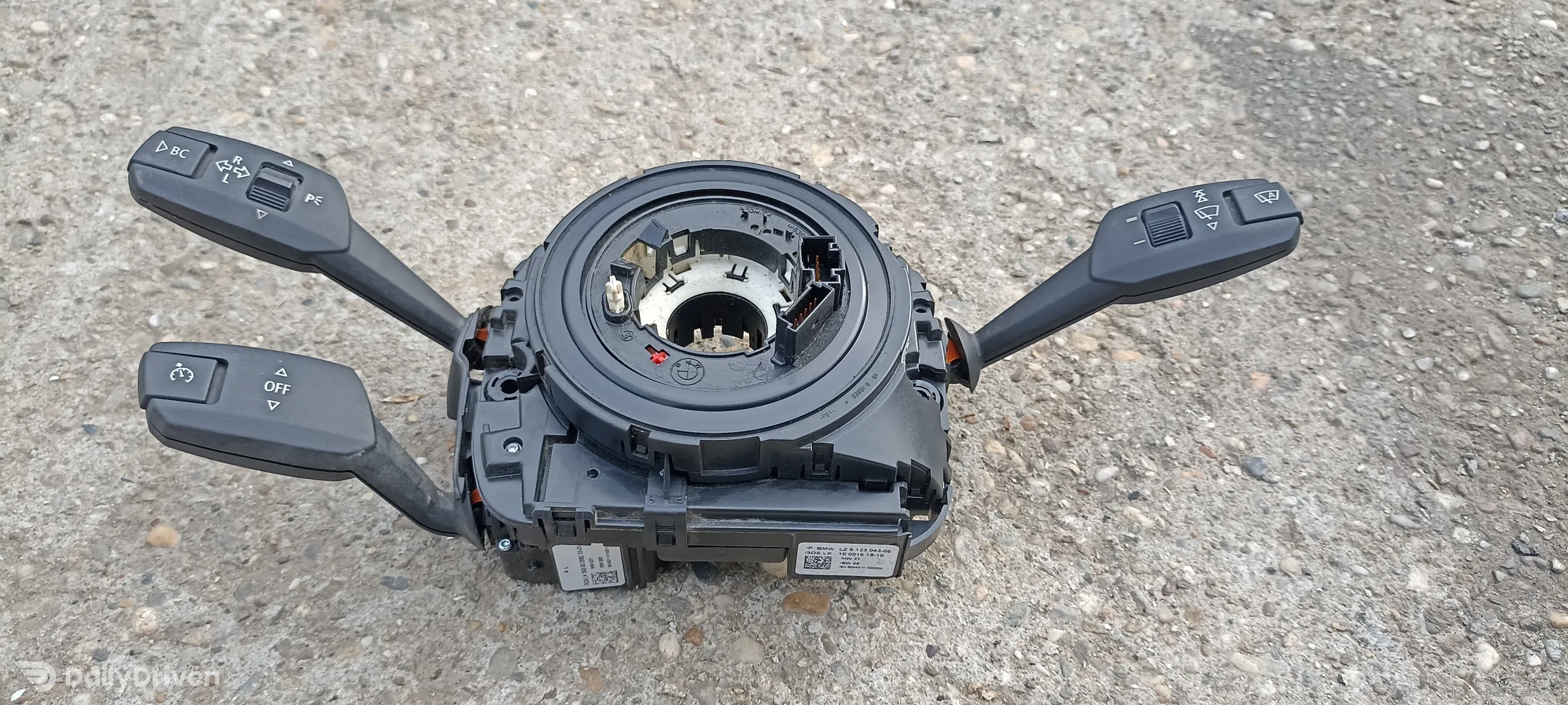 Banda volan SZL BMW Seria 1 E81 E87, maneta semnalizare 9123043