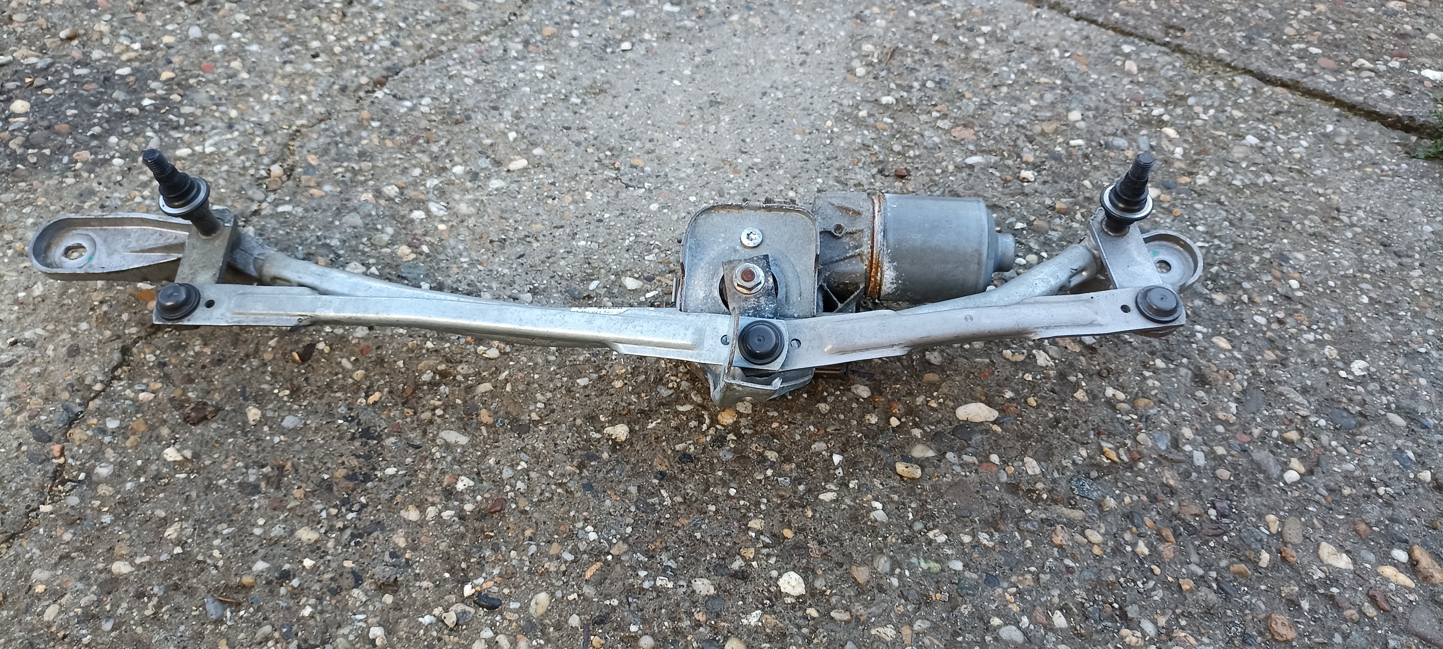 Ansamblu stergator parbriz BMW Seria 7 F01 F02 F03 F04, 7306266, 7305561