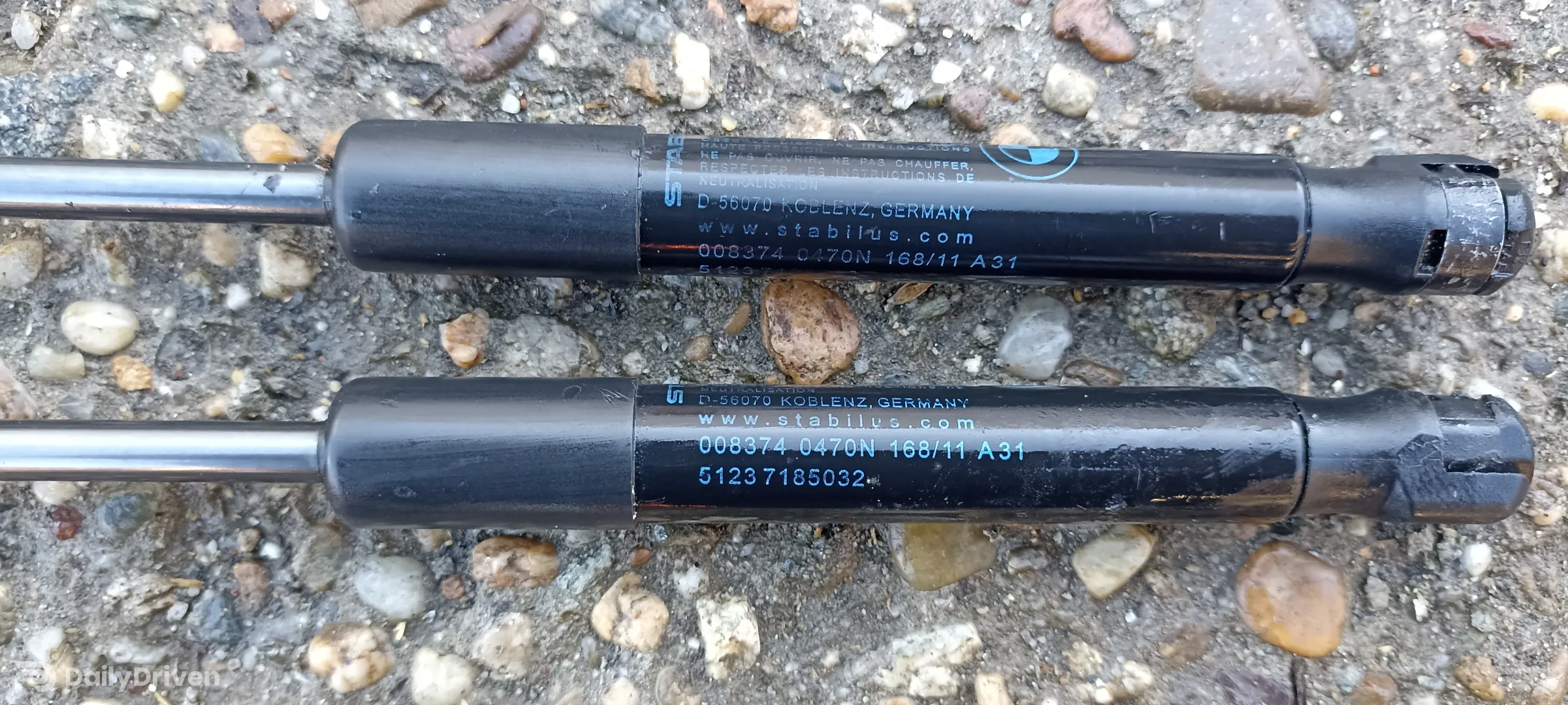 Amortizoare capota BMW Seria 7 F01 F02 F03 F04, 7185032