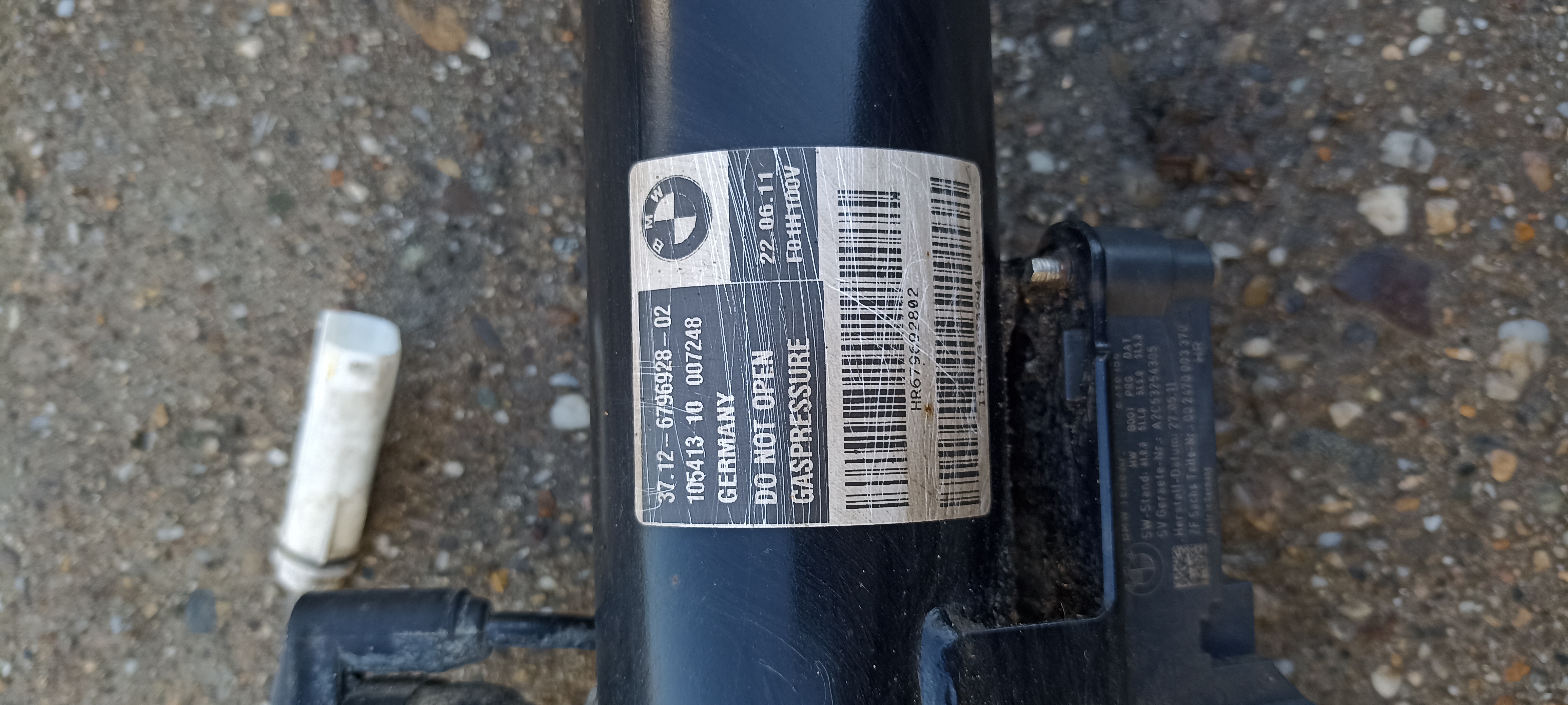 Amortizor electric VDC dreapta spate BMW Seria 7 F01 F04, 6796928
