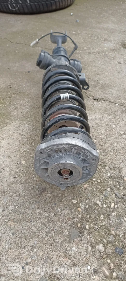 Amortizor dreapta fata BMW Seria 5 F07GT, amortizor 6850222, 6863116