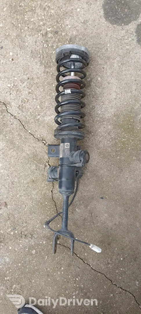 Amortizor dreapta fata BMW Seria 7 F01 LCI, F02 LCI, amortizor 6850222, 6863116
