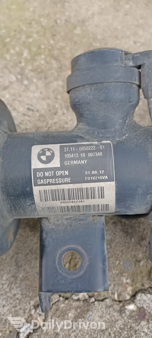 Amortizor dreapta fata BMW Seria 7 F01 LCI, F02 LCI, amortizor 6850222, 6863116