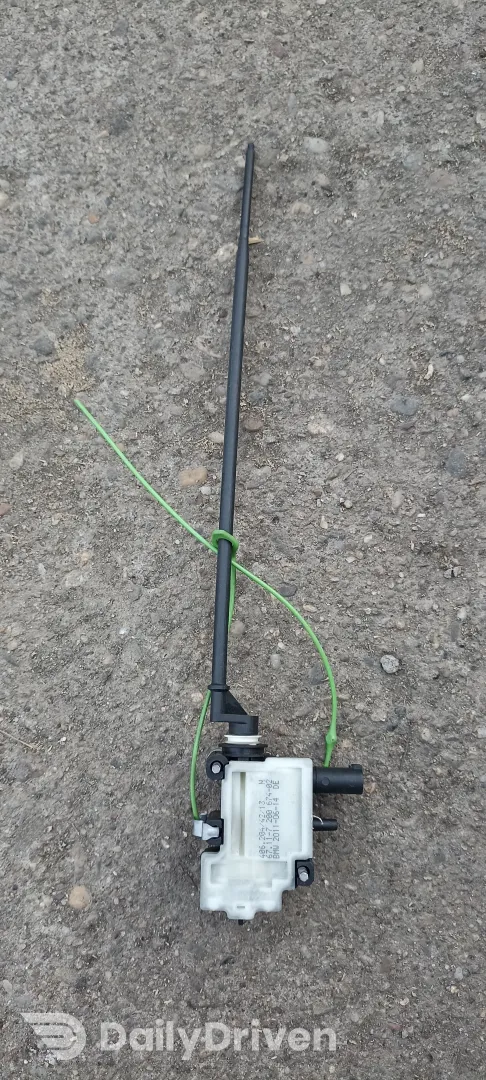 Motoras usita rezervor BMW Seria 5 F10 F11 F18, 7200674