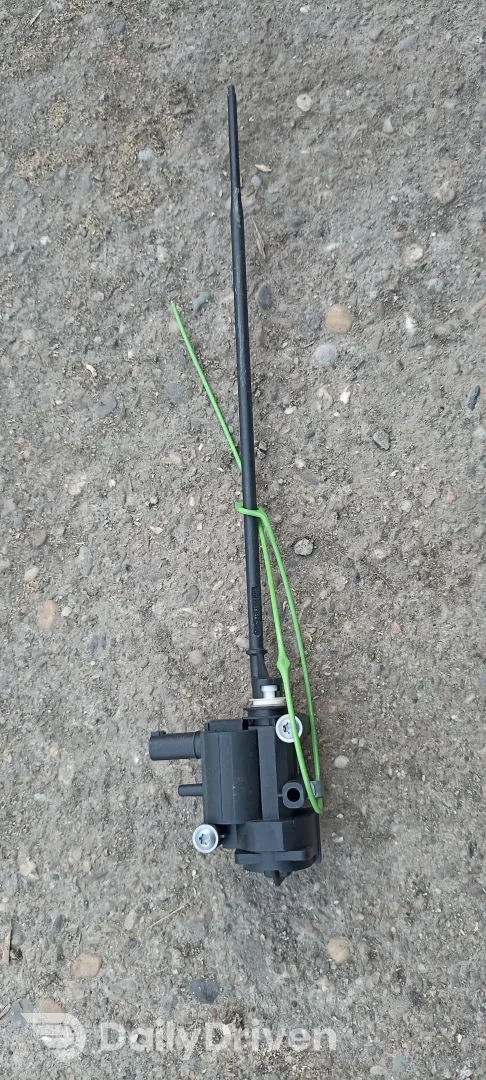 Motoras usita rezervor BMW Seria 5 F10 F11 F18, 7200674