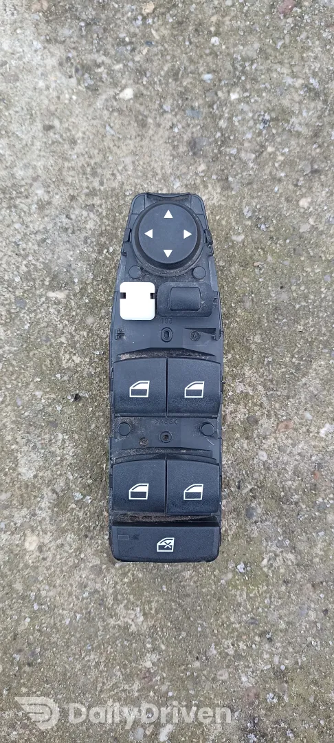 Panou butoane geamuri electrice BMW X4 F26, 9208110