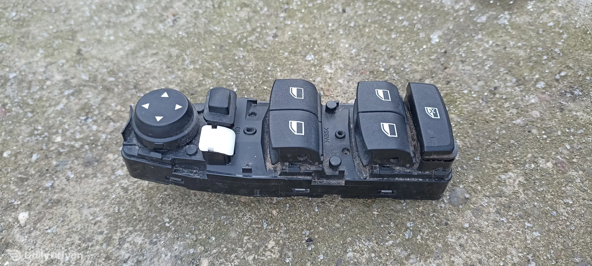 Panou butoane geamuri electrice BMW X5 F15, 9208110