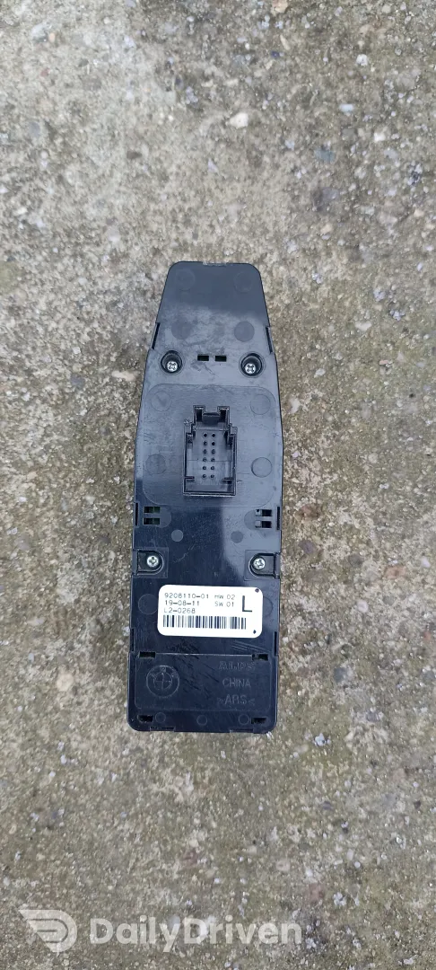 Panou butoane geamuri electrice BMW X6 F16, 9208110