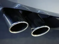 Cercetătorii au creat un dispozitiv care transformă gazul de eșapament în electricitate