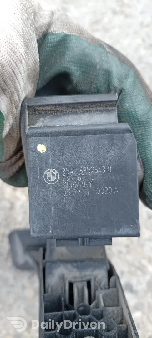 Pedala acceleratie BMW X2 F39, 6852643