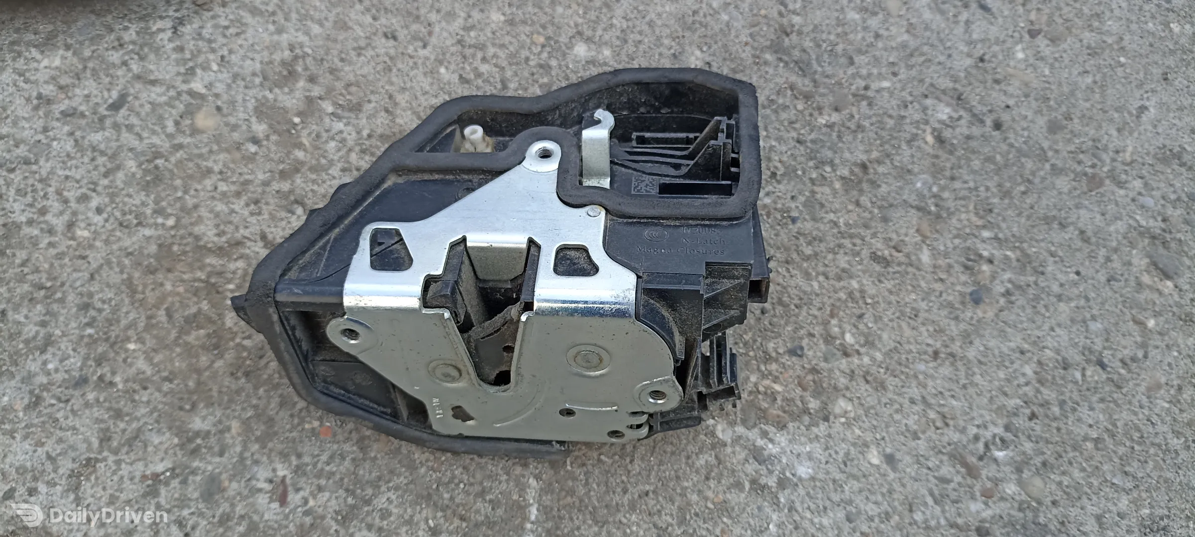 Broasca usa stanga fata BMW X5 E70, 7318423