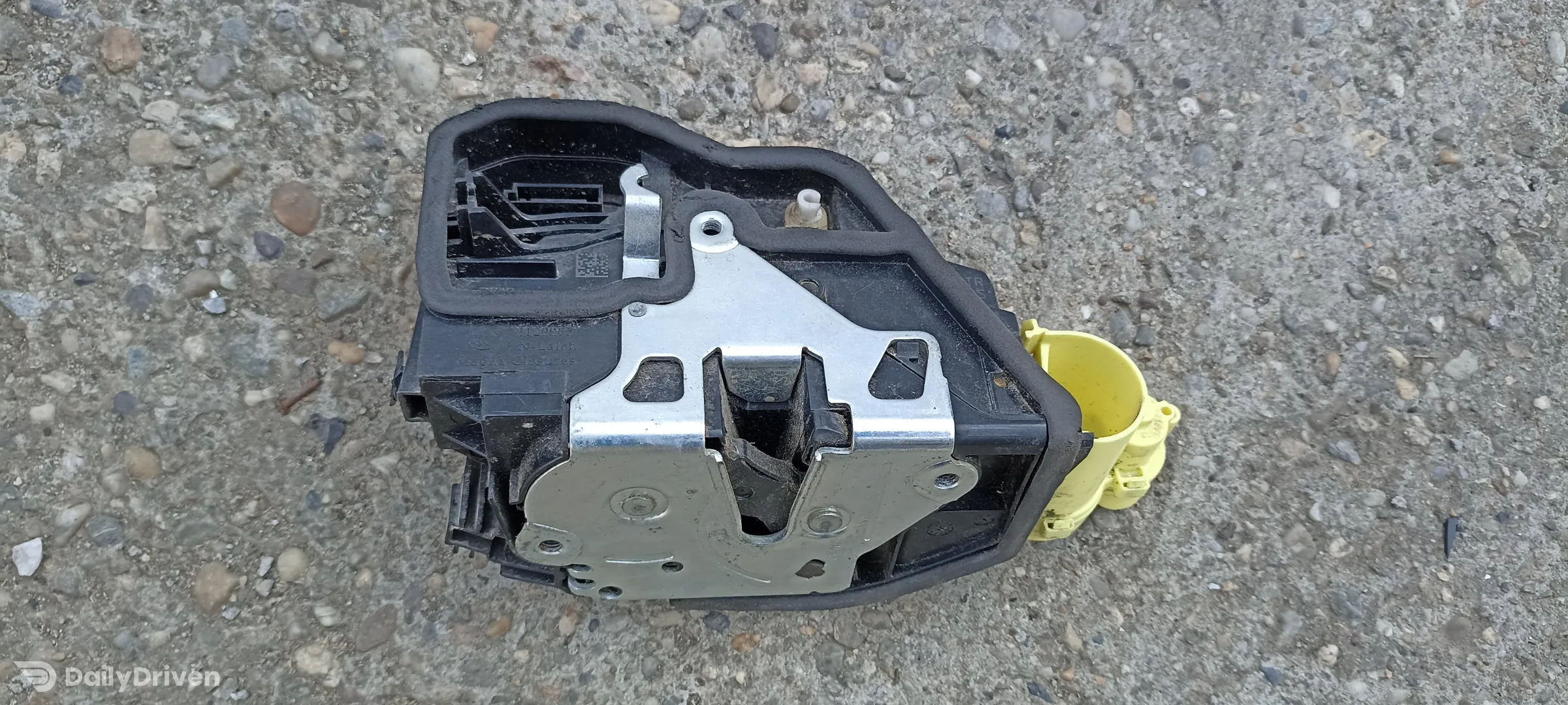 Broasca usa dreapta fata BMW X3 F25, 7318422
