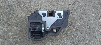 Broasca usa stanga spate BMW X5 E70, 7318417