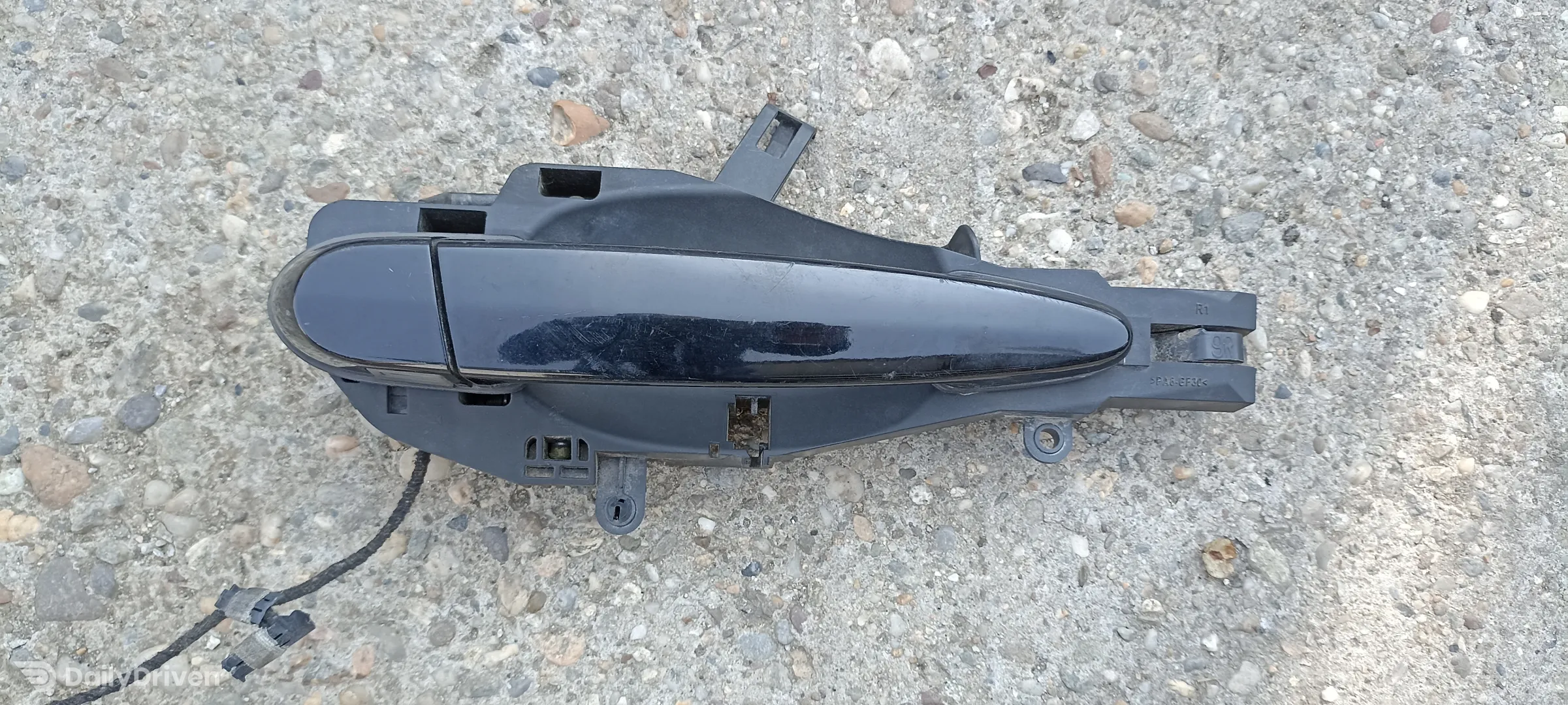 Maner exterior usa dreapta BMW Seria 3 F30 F31 F34 F80M3, 7207562