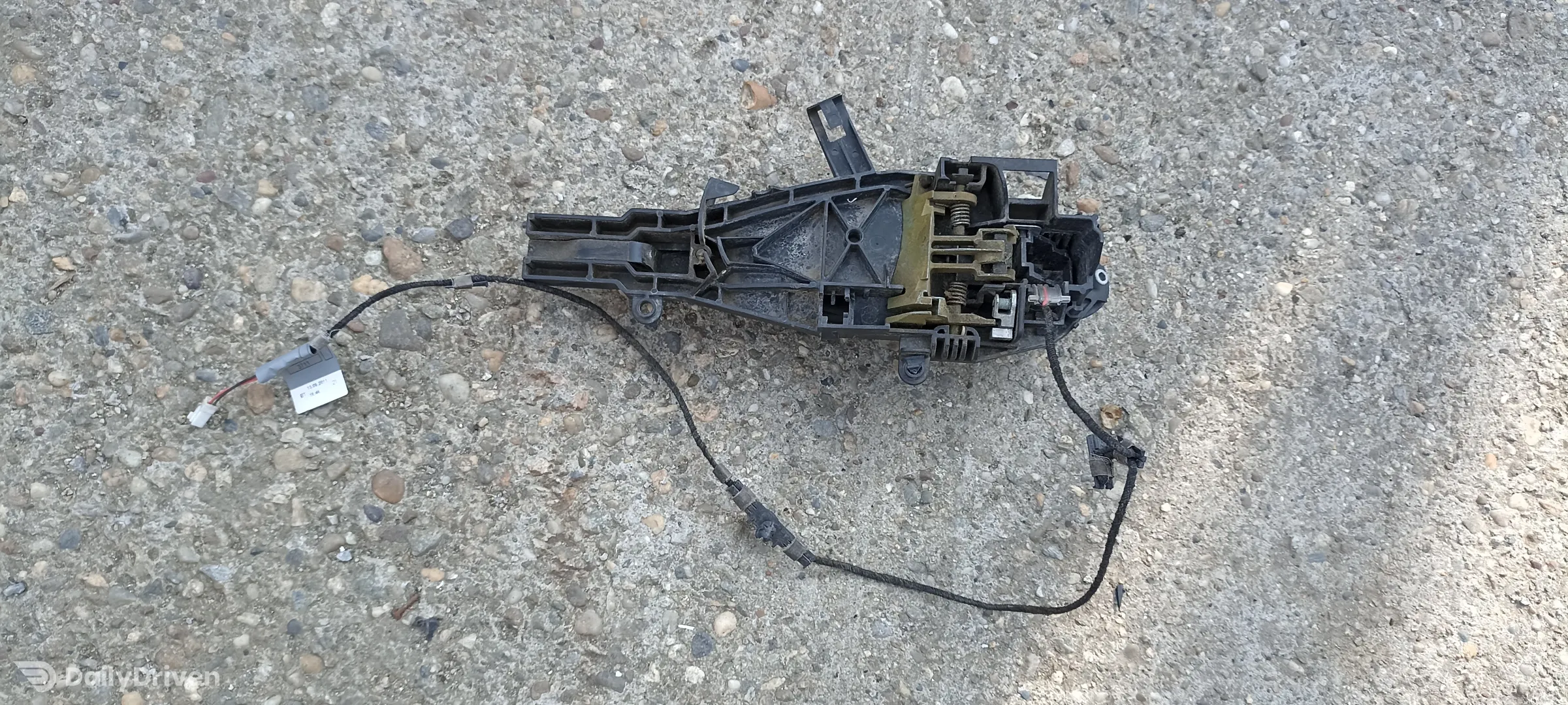 Maner exterior usa dreapta BMW Seria 3 F30 F31 F34 F80M3, 7207562