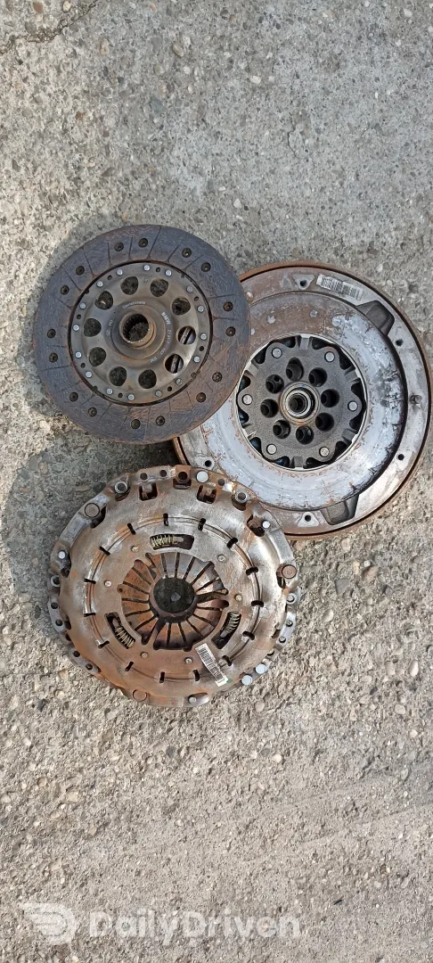 Kit ambreiaj BMW Seria 3 E90 E91 E92 E93, N47, 7567830, 7567831