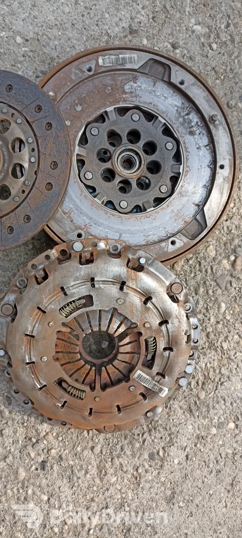 Kit ambreiaj BMW Seria 3 E90 E91 E92 E93, N47, 7567830, 7567831