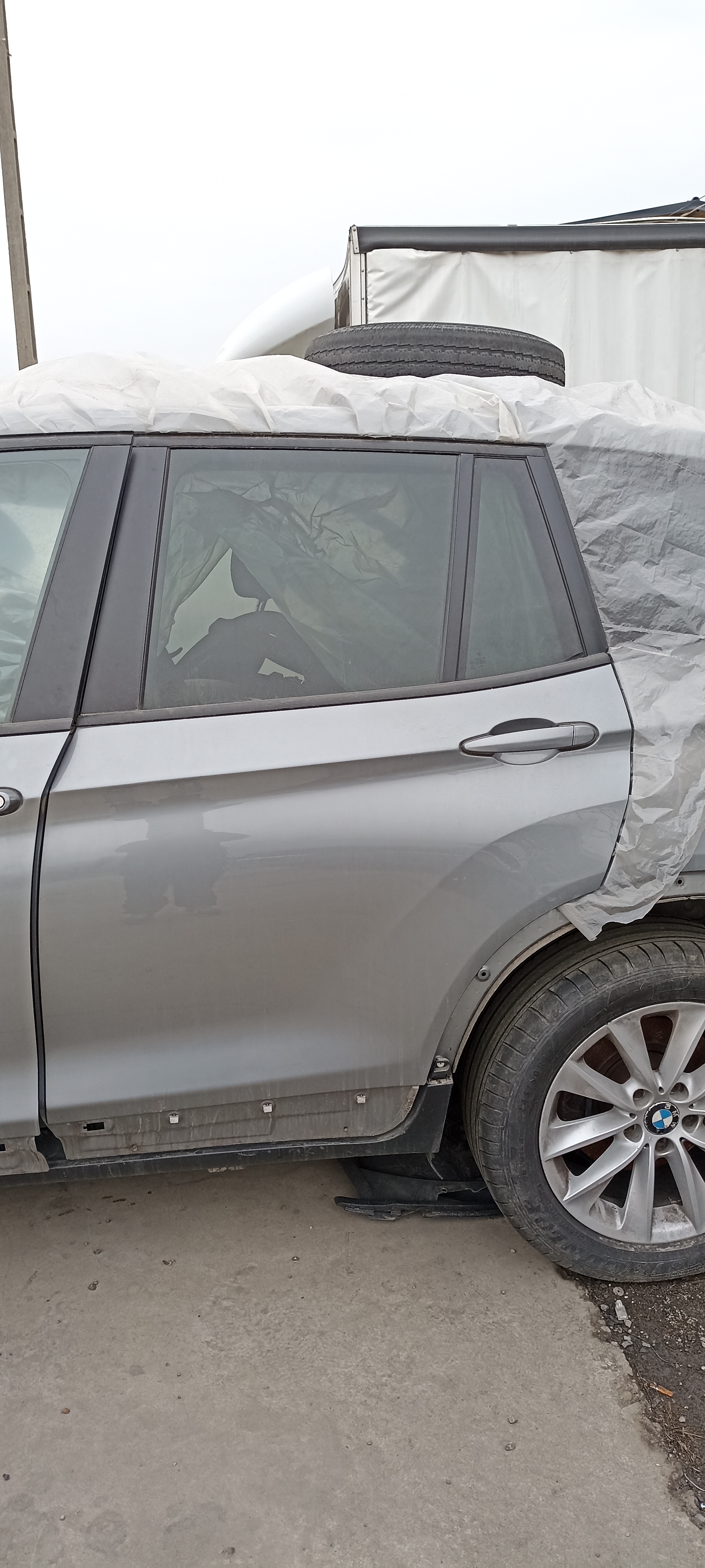 Usa stanga spate BMW X3 F25, usa stanga spate cod culoare A52/7