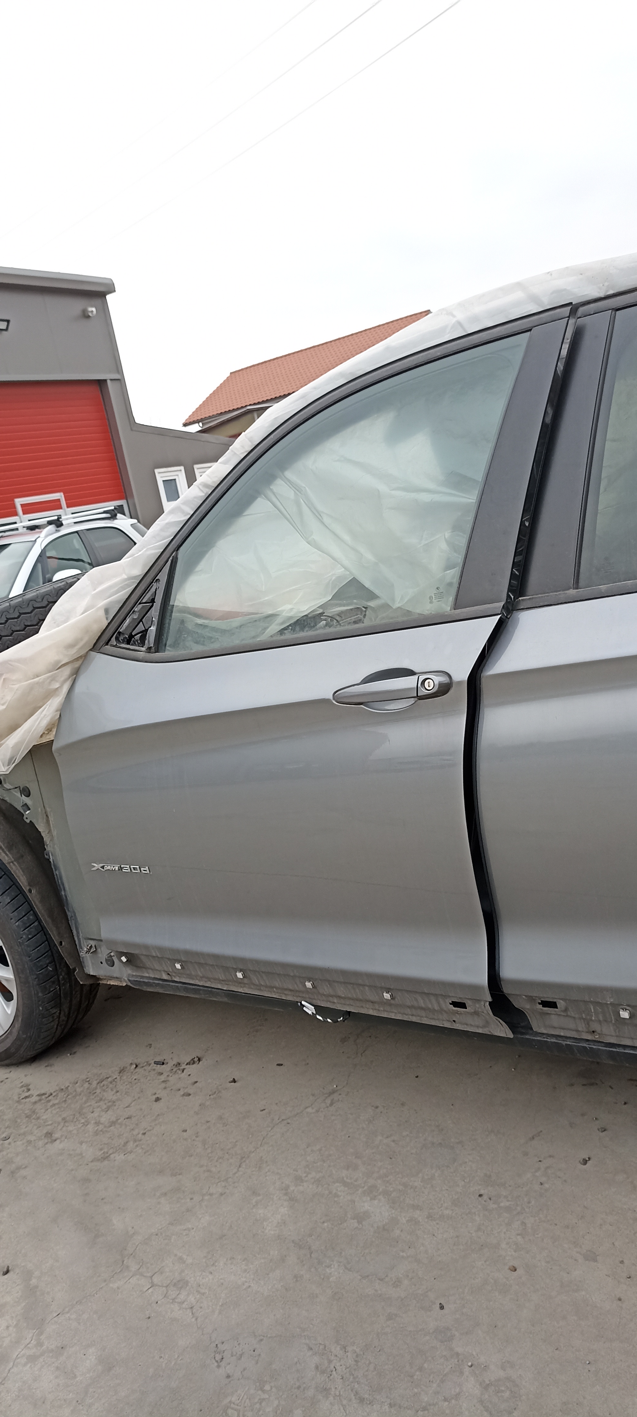 Usa stanga fata BMW X3 F25, usa stanga fata cod culoare A52/7