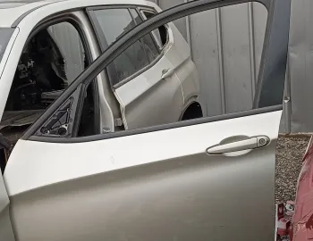 Usa stanga fata BMW X3 F25, cod culoare A14