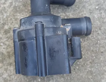 Pompa recirculare apa BMW X5 F15, 9230234, 8511748