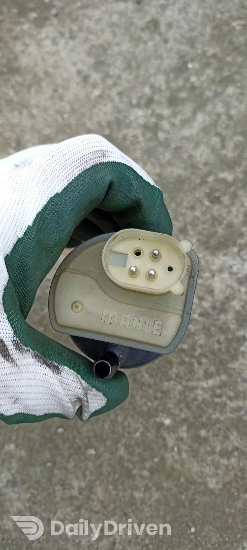 Preincalzitor filtru motorina BMW Seria 6 F06 F12 F13, 8572515