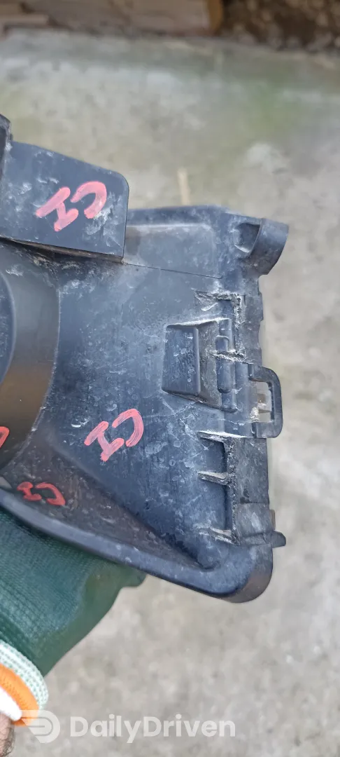 Proiector ceata stanga BMW Seria 5 F10 F11 F18, 7216885