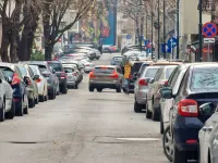 Reguli și sancțiuni pentru mersul în marșarier pe străzile cu sens unic în 2025
