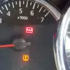 The Dacia zig-zag indicator: meaning and severity on the dash
