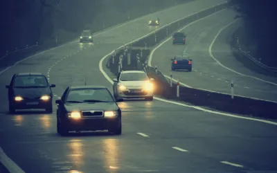 UE Confirmă Interzicerea vânzării mașinilor pe Benzină și Motorină din 2035: Ce Urmează pentru Industria Auto?