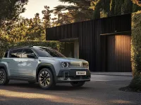 Renault 4 E-Tech Electric disponibil pentru comanda in Romania