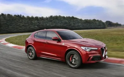 Alfa Romeo Stelvio Quadrifoglio: O oportunitate de 30.000 euro
