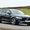 Volvo readuce pe piață V90 T8: Eleganță și performanță într-un pachet versatil