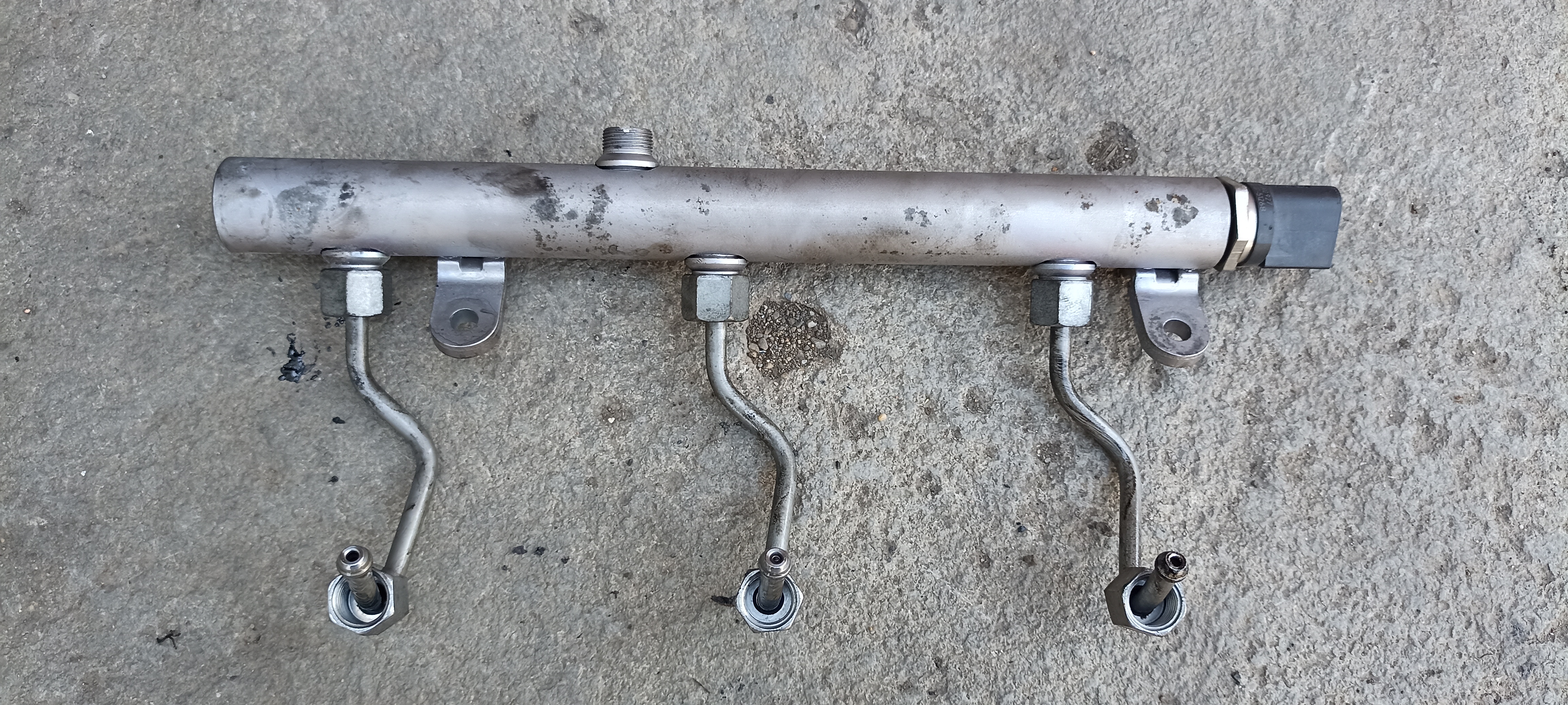 rampa injectoare dreapta Mercedes CLS, 3.0cdi, V6, A6420703095