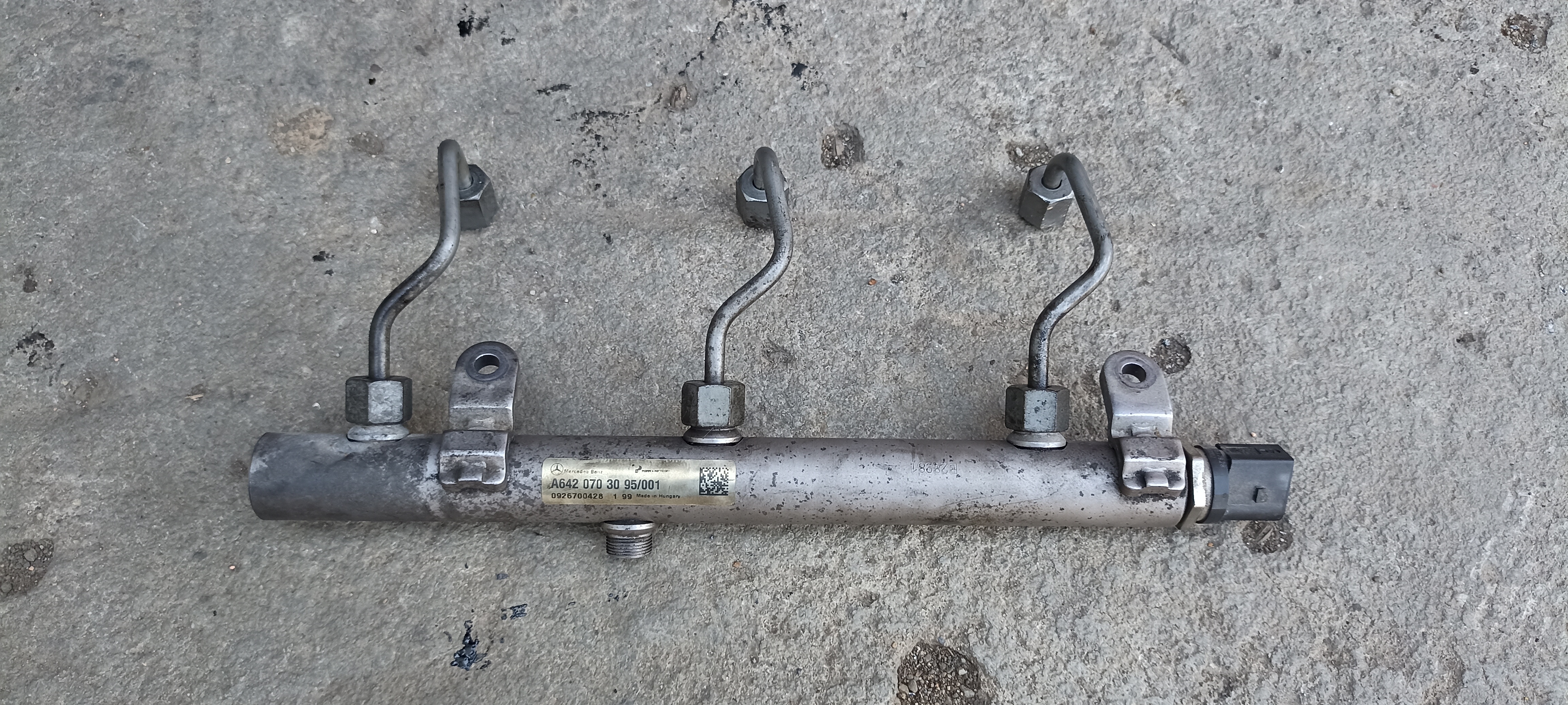 rampa injectoare dreapta Mercedes Vito, W639, 3.0cdi, V6, A6420703095