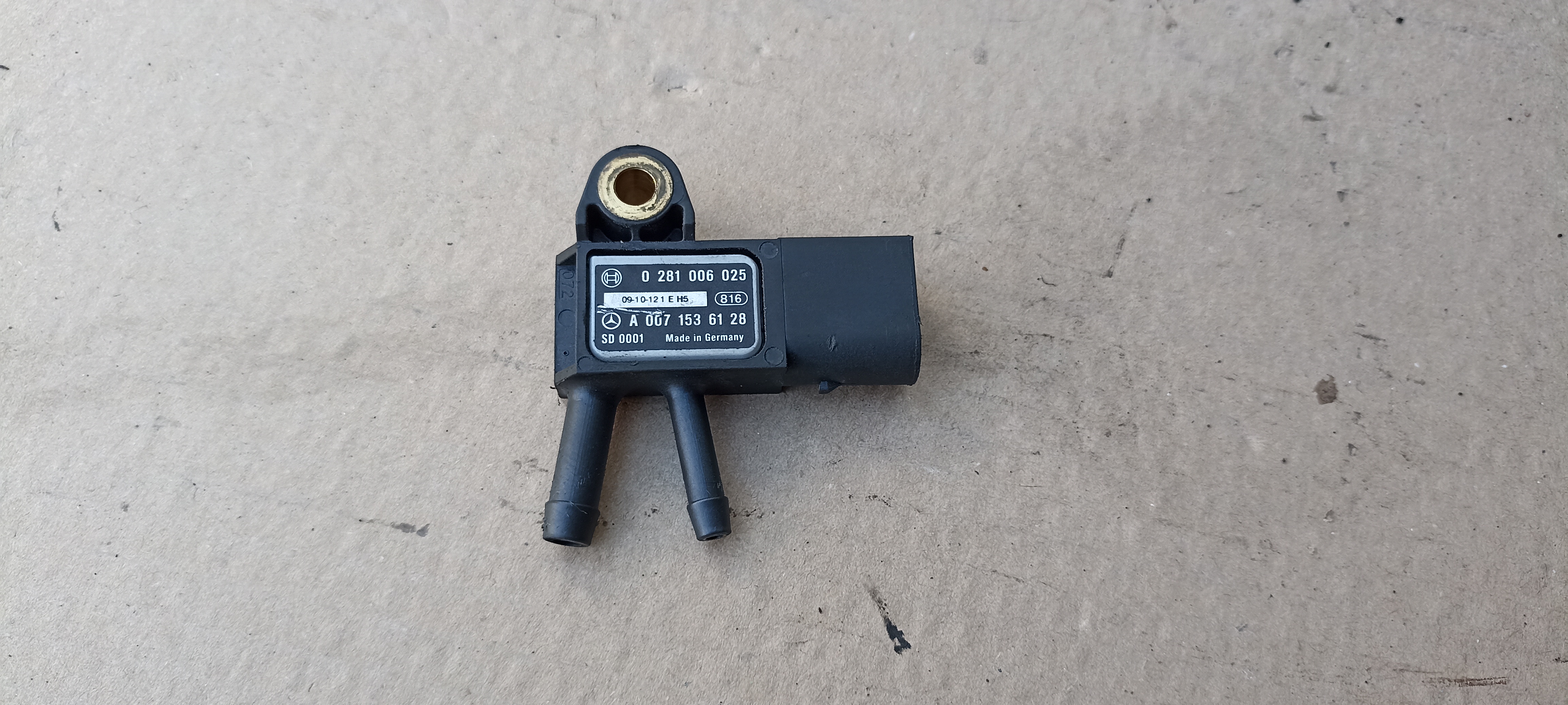 Senzor presiune gaze evacuare Lancia Voyager 2.8crd, A0071536128, 0281006025