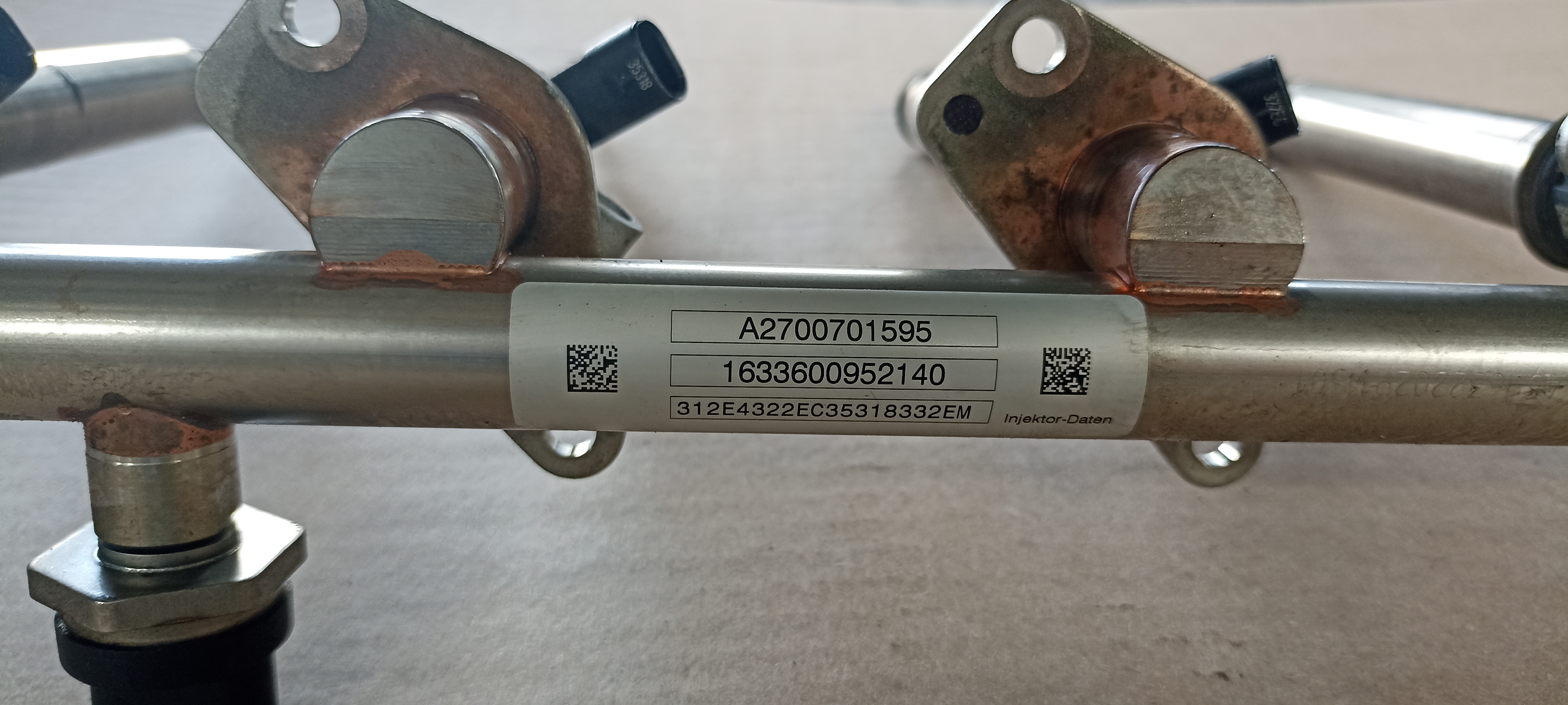 Rampa injectoare Mercedes S-Class W222, 4.0 benzina V8, A2700701595