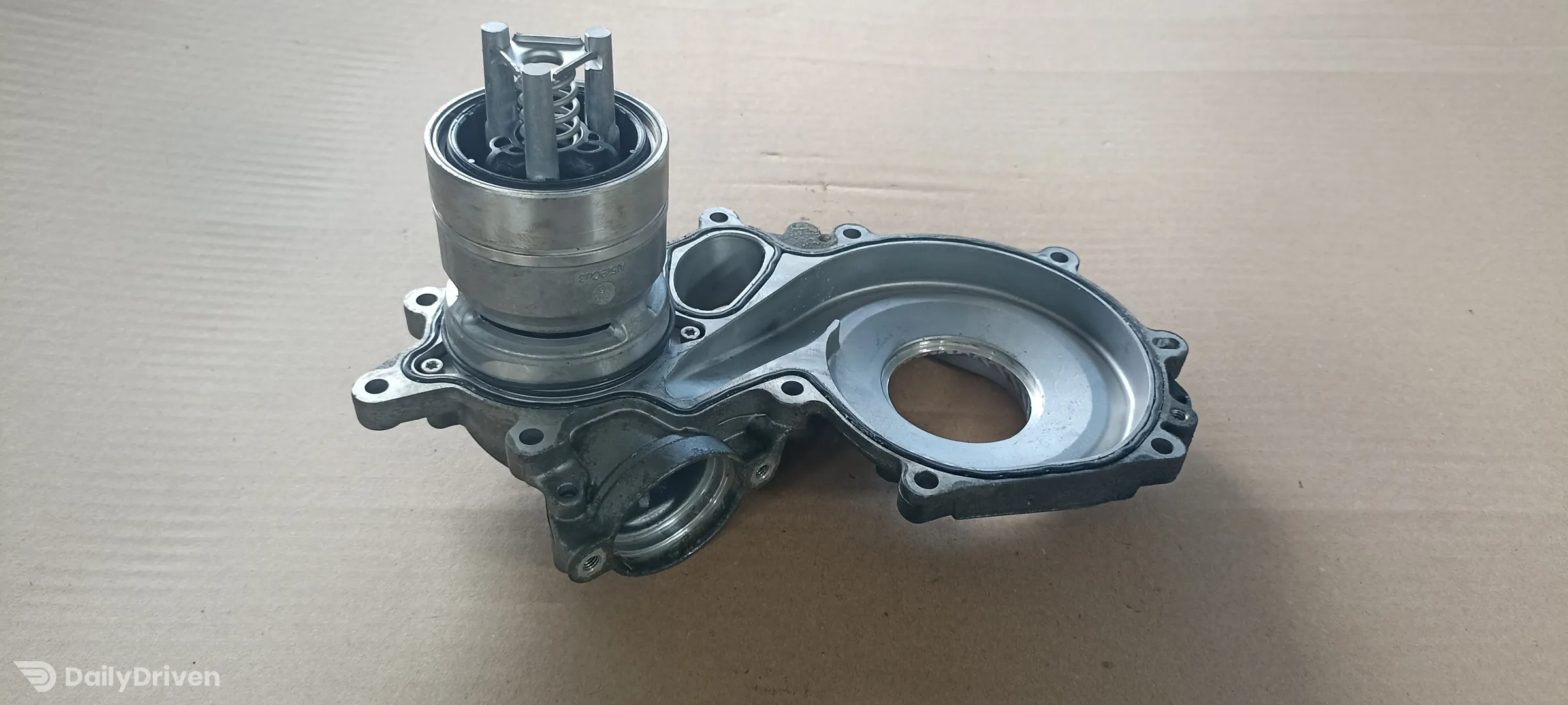 Carcasa termostat Mercedes GLC X253, 4.0 benzina, A1772003500