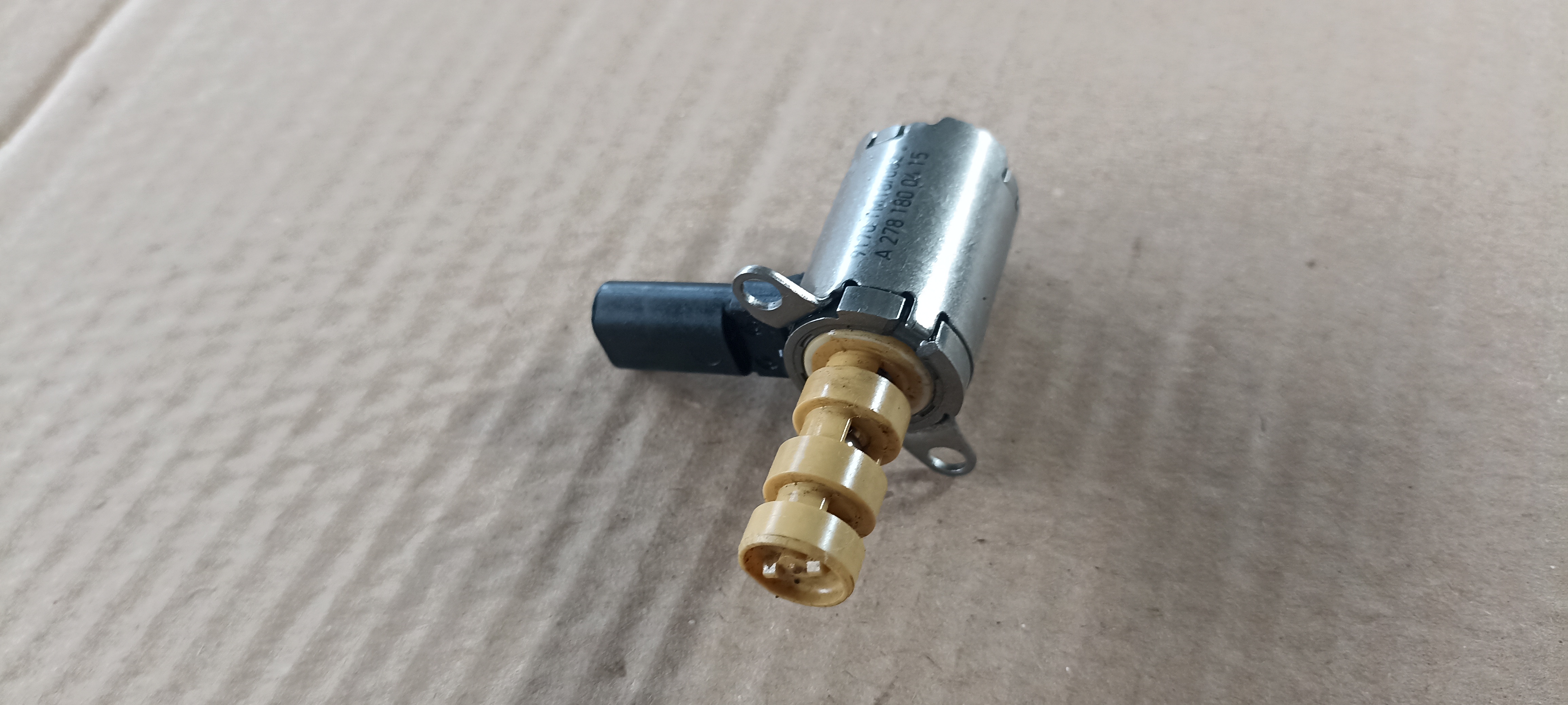 Supapa presiune ulei Mercedes AMG GT C190, 4.0 V8, A2781800415