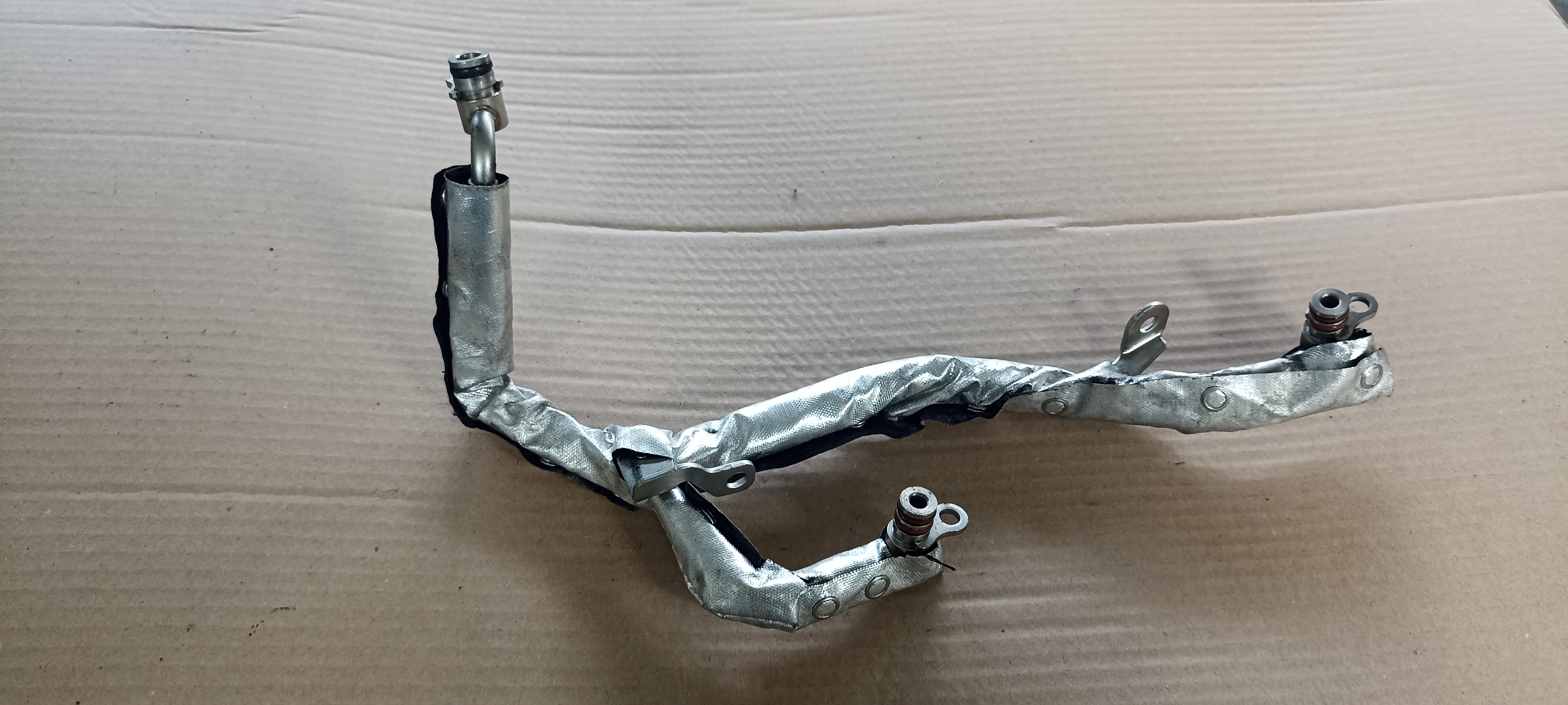 Conducta ulei Mercedes S-Class W222, W223, 4.0 V8, A1770901177