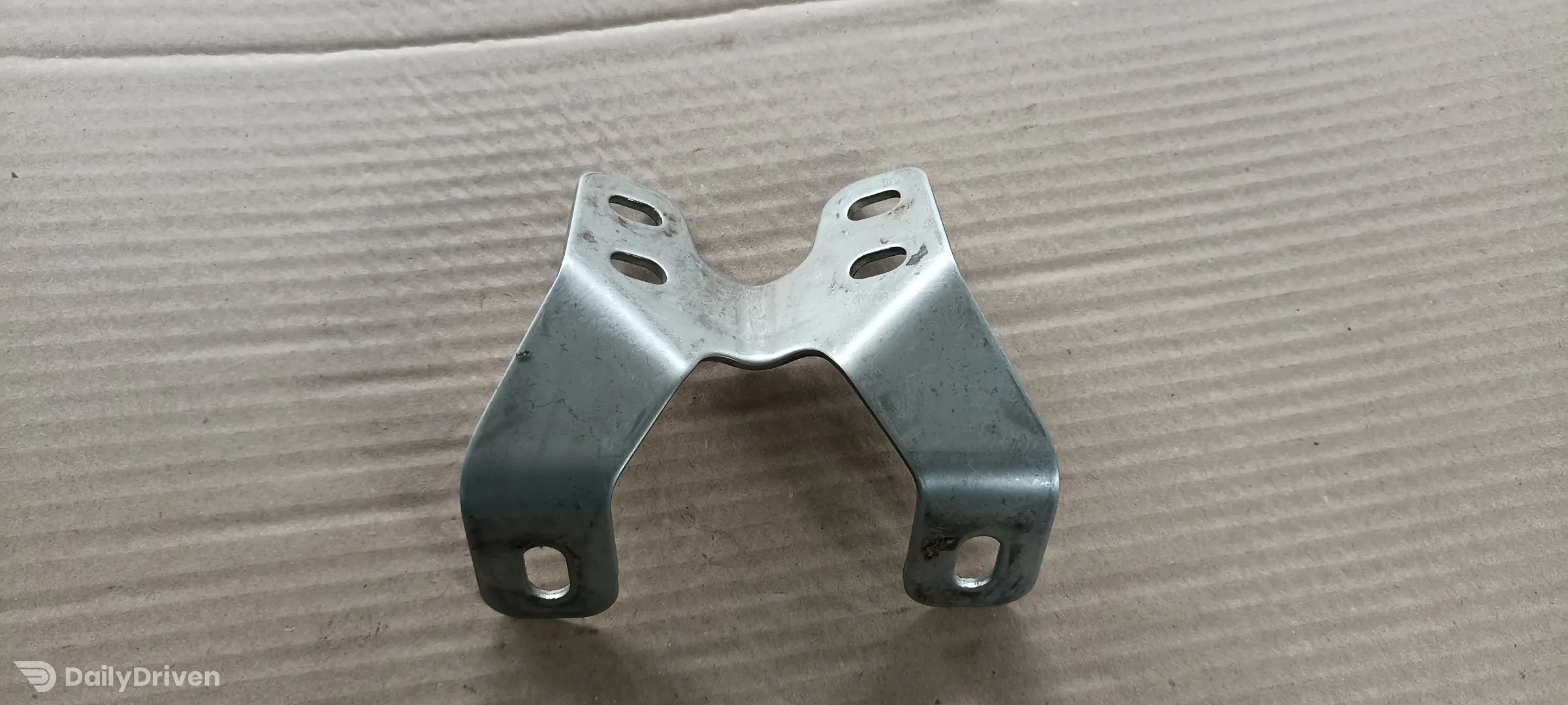 Suport evacuare Mercedes 4.0 V8 benzina, A1774920300