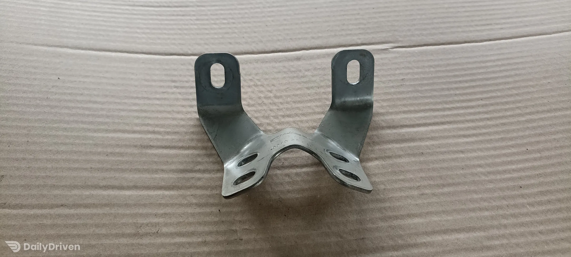 Suport evacuare Mercedes 4.0 V8 benzina, A1774920300