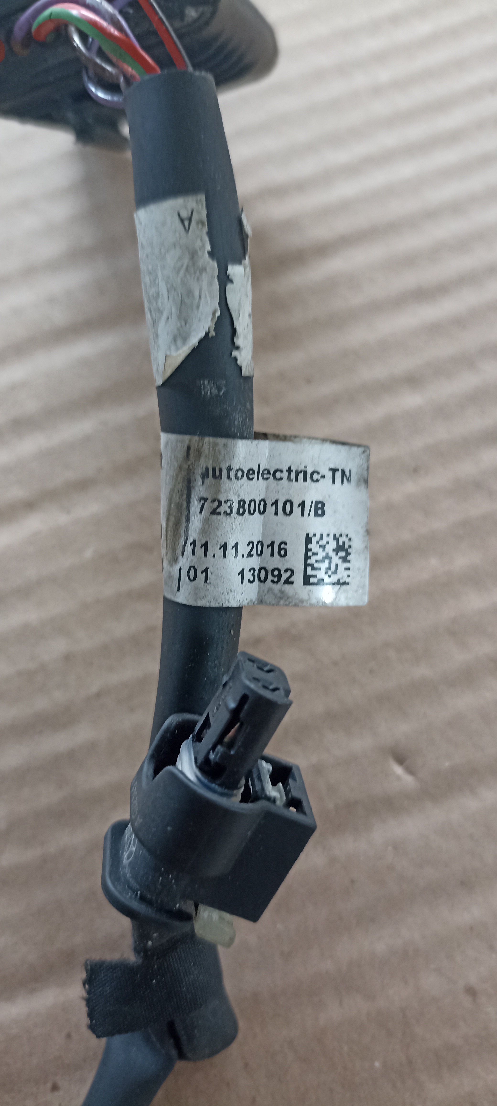 Cablaj motor Mercedes 4.0l V8, 723800101