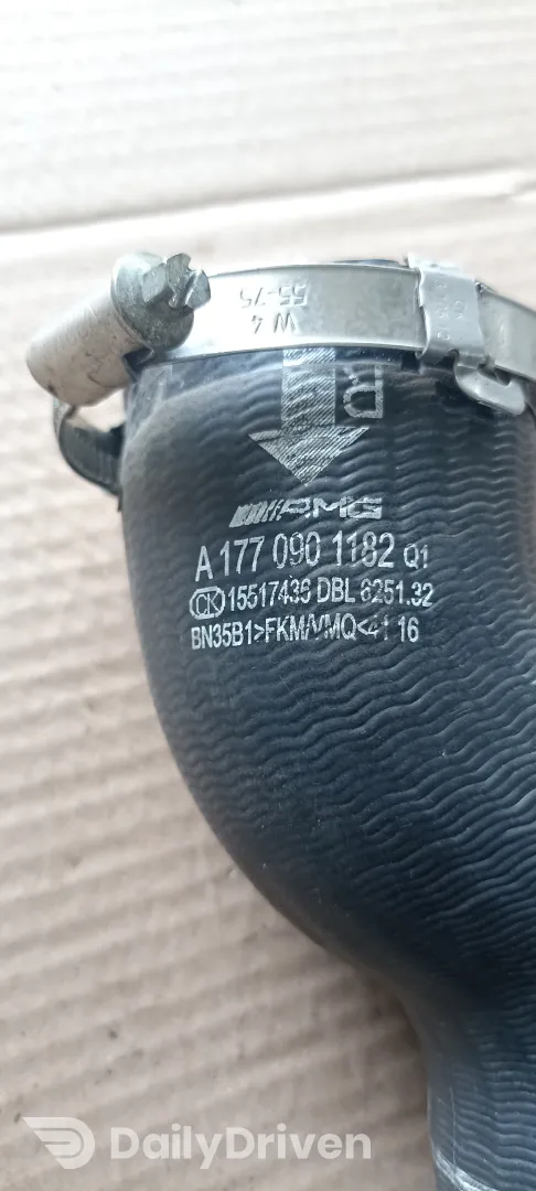 Furtun aer turbo Mercedes 4.0l V8, A1770901182