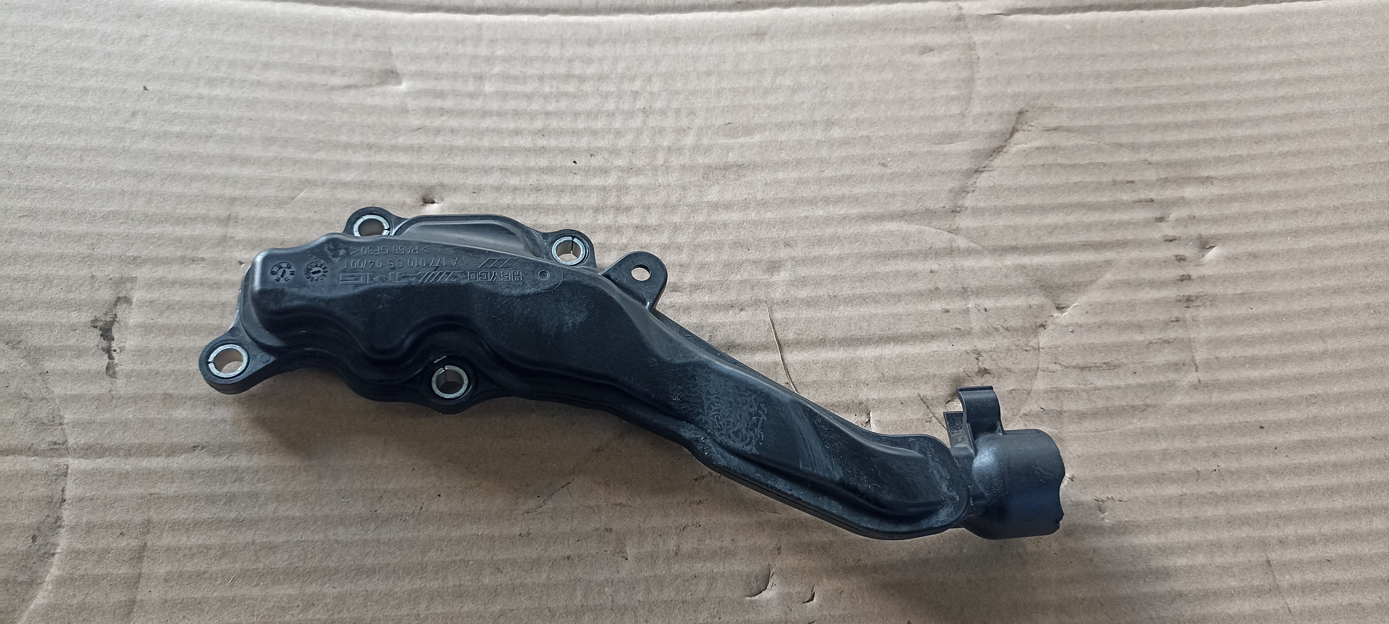 Tub conducta aerisire Mercedes 4.0L V8, A1770100504