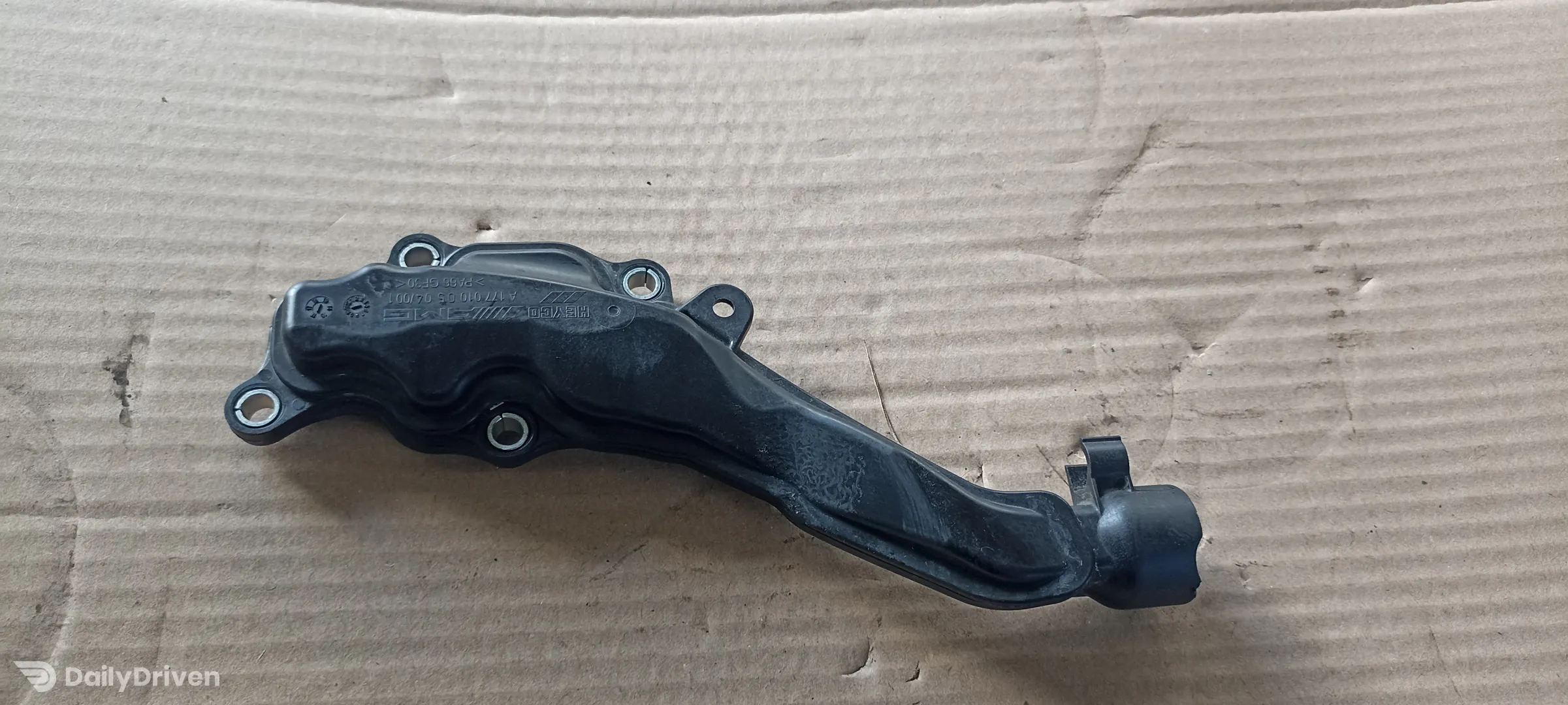 Tub conducta aerisire Mercedes 4.0L V8, A1770100504